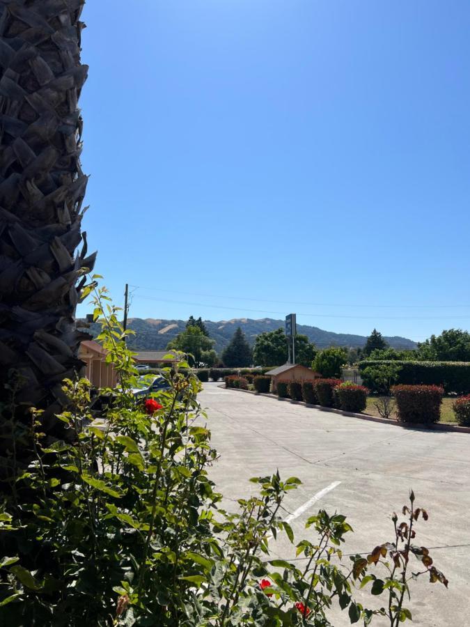Travel Inn Gilroy Exterior photo